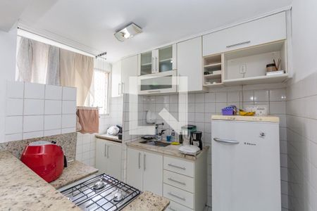 Cozinha de apartamento à venda com 2 quartos, 45m² em Jardim América, Belo Horizonte