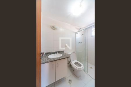 Apartamento para alugar com 110m², 3 quartos e 2 vagasBanheiro do  Quarto 2