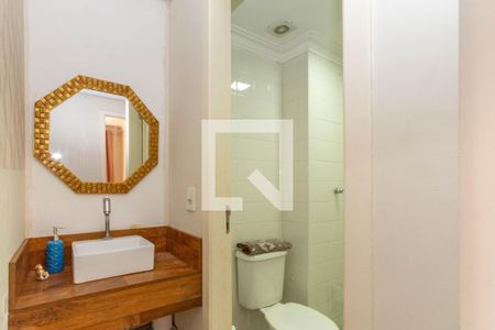 Banheiro Social de apartamento para alugar com 2 quartos, 55m² em Vila Endres, Guarulhos