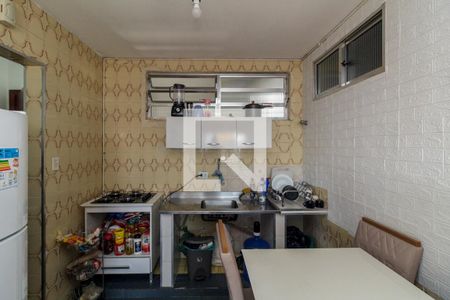 Cozinha de apartamento para alugar com 1 quarto, 40m² em República, São Paulo