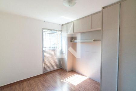 Quarto 2 de apartamento para alugar com 3 quartos, 80m² em Vila Campestre, São Paulo