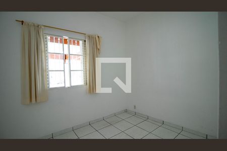 Quarto 1 de casa para alugar com 2 quartos, 140m² em Vila Constança, São Paulo