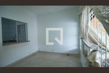 Sala de casa à venda com 2 quartos, 140m² em Vila Constança, São Paulo