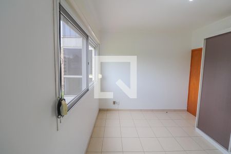 Quarto de apartamento para alugar com 2 quartos, 60m² em Morro do Espelho, São Leopoldo