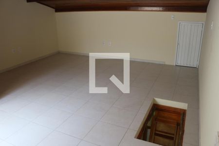 Casa à venda com 205m², 6 quartos e 4 vagasQuarto 3