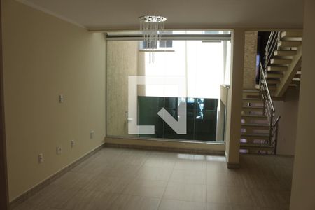 Casa à venda com 205m², 6 quartos e 4 vagasCozinha