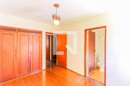 Apartamento à venda com 94m², 3 quartos e 1 vaga Apartamento à venda com 94m², 3 quartos e 1 vagaSuíte