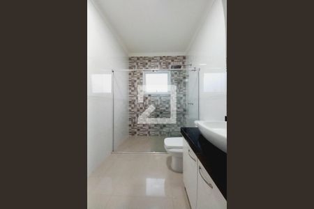 Casa para alugar com 150m², 3 quartos e 2 vagas Casa para alugar com 150m², 3 quartos e 2 vagasBanheiro da Suíte 3