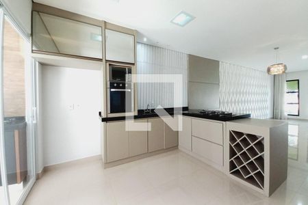 Casa para alugar com 150m², 3 quartos e 2 vagas Casa para alugar com 150m², 3 quartos e 2 vagasCozinha