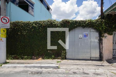 Casa à venda com 250m², 4 quartos e 3 vagasFachada