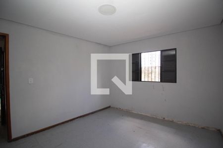 Casa à venda com 250m², 4 quartos e 3 vagasQuarto 1 - Casa 2