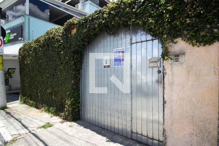 Casa à venda com 250m², 4 quartos e 3 vagasFachada