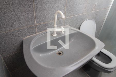 Casa à venda com 250m², 4 quartos e 3 vagasBanheiro - Casa 2