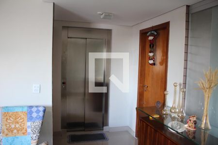 Sala de apartamento à venda com 3 quartos, 130m² em Novo Eldorado, Contagem