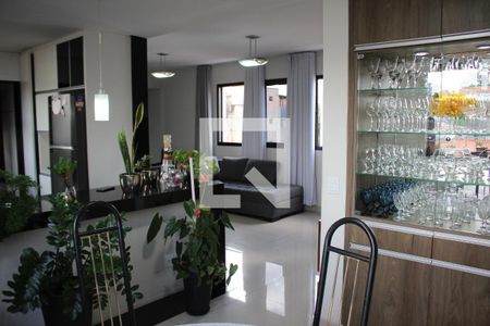 Apartamento à venda com 130m², 3 quartos e 4 vagasCopa