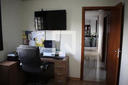 Apartamento à venda com 130m², 3 quartos e 4 vagasQuarto 2