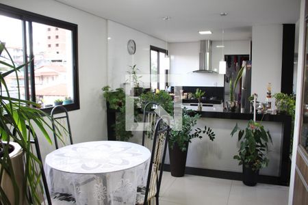 Apartamento à venda com 130m², 3 quartos e 4 vagasCopa