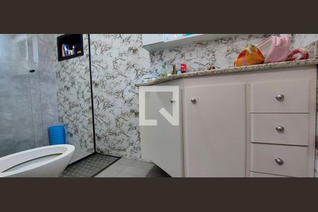Banheiro Quarto 1 suíte de casa à venda com 3 quartos, 148m² em Vila Alzira, Santo André