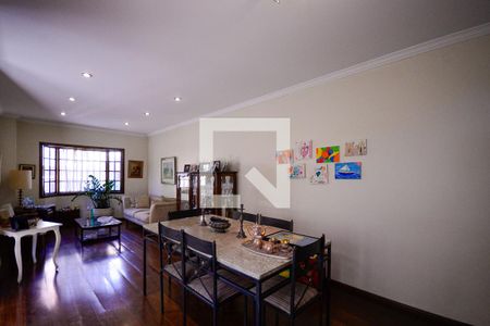 Sala  de casa à venda com 4 quartos, 219m² em Aclimação, São Paulo