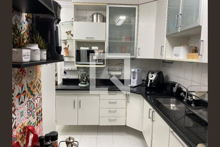 Apartamento à venda com 89m², 3 quartos e 2 vagas Apartamento à venda com 89m², 3 quartos e 2 vagasCozinha