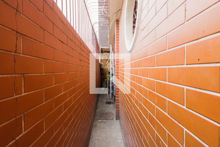 Casa de condomínio à venda com 210m², 3 quartos e 1 vagaÁrea de Serviço