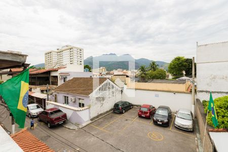 Casa de condomínio à venda com 210m², 3 quartos e 1 vagaVista da Piscina