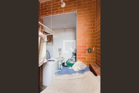 Casa de condomínio à venda com 210m², 3 quartos e 1 vagaÁrea de Serviço