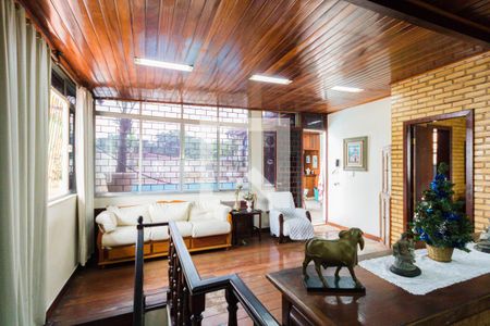 Casa de condomínio à venda com 210m², 3 quartos e 1 vagaSala 2