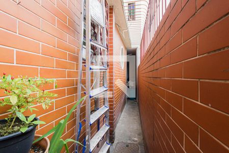 Casa de condomínio à venda com 210m², 3 quartos e 1 vagaÁrea de Serviço