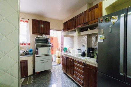 Casa de condomínio à venda com 210m², 3 quartos e 1 vagaCozinha