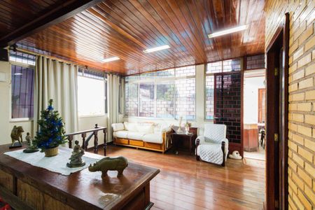 Casa de condomínio à venda com 210m², 3 quartos e 1 vagaSala 2