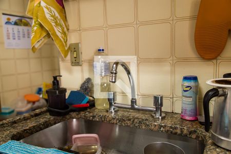 Apartamento à venda com 72m², 2 quartos e 1 vaga Apartamento à venda com 72m², 2 quartos e 1 vagaCozinha - Pia