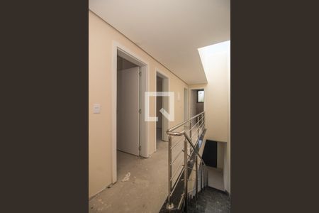 Casa à venda com 146m², 3 quartos e 3 vagasCorredor