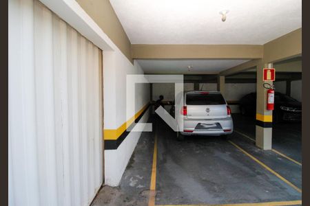 Apartamento à venda com 380m², 3 quartos e 6 vagas Apartamento à venda com 380m², 3 quartos e 6 vagasGaragem 1/2