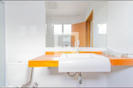 Casa à venda com 155m², 3 quartos e 2 vagasBanheiro