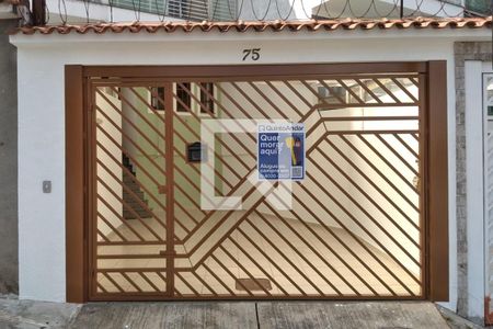 Casa à venda com 104m², 2 quartos e 2 vagasFachada