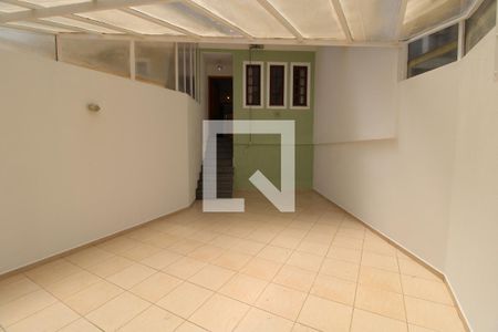 Casa à venda com 104m², 2 quartos e 2 vagasGaragem