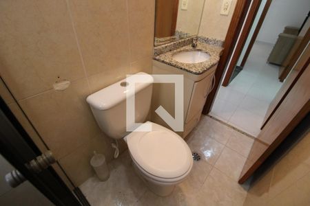 Casa à venda com 104m², 2 quartos e 2 vagasQuarto 2 - Banheiro