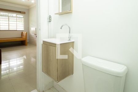 Studio para alugar com 18m², 1 quarto e sem vaga Studio para alugar com 18m², 1 quarto e sem vagaBanheiro Social