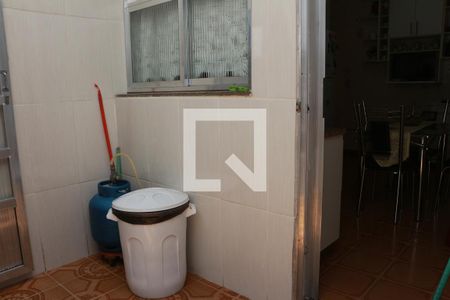 Casa à venda com 140m², 2 quartos e 4 vagasÁrea de Serviço