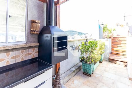 Apartamento à venda com 180m², 4 quartos e 2 vagasChurrasqueira