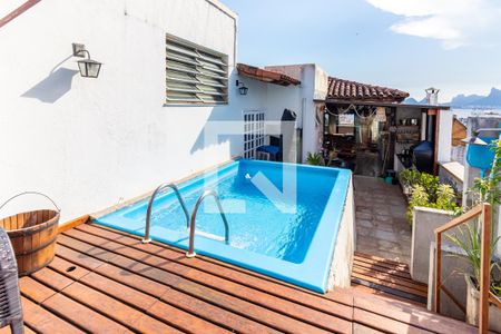 Apartamento à venda com 180m², 4 quartos e 2 vagasPiscina Cobertura