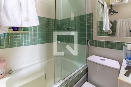 Apartamento à venda com 180m², 4 quartos e 2 vagasBanheiro da Suíte