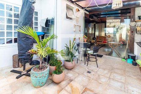 Apartamento à venda com 180m², 4 quartos e 2 vagasChurrasqueira