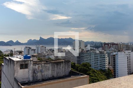 Apartamento à venda com 180m², 4 quartos e 2 vagasVista Cobertura