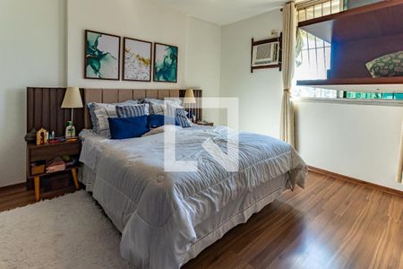 Apartamento à venda com 180m², 4 quartos e 2 vagasQuarto 2