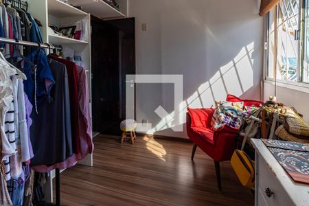 Apartamento à venda com 180m², 4 quartos e 2 vagasCloset da suíte