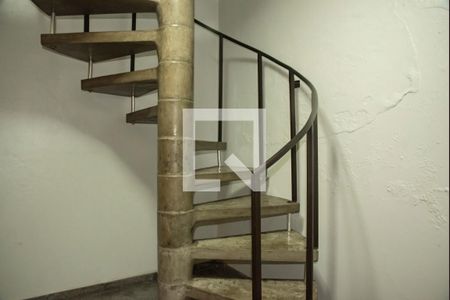 Escritório de casa à venda com 3 quartos, 150m² em Parque Imperial, São Paulo