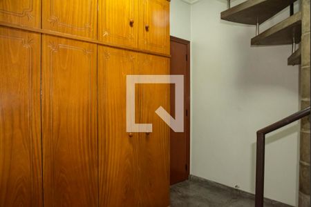 Escritório de casa à venda com 3 quartos, 150m² em Parque Imperial, São Paulo