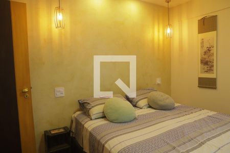 Apartamento à venda com 80m², 2 quartos e 1 vagaQuarto 02